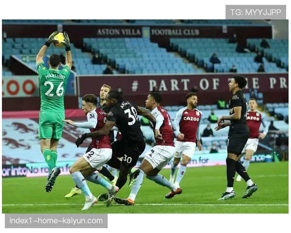 富勒姆击败诺丁汉森林 凭借稳固防守升至积分榜中游 富勒姆击败诺丁汉森林 凭借稳固防守升至积分榜中游