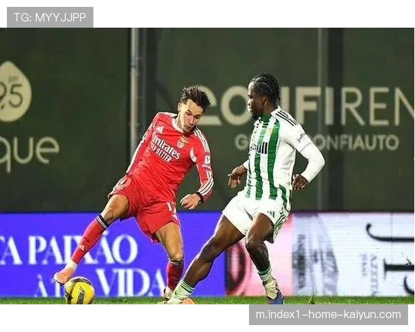 阿诺德传中质量成双刃剑 本菲卡反击直指右路空当