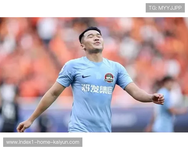 边路进攻成为主要突破口 胡荷韬钟义浩等边翼卫表现抢眼